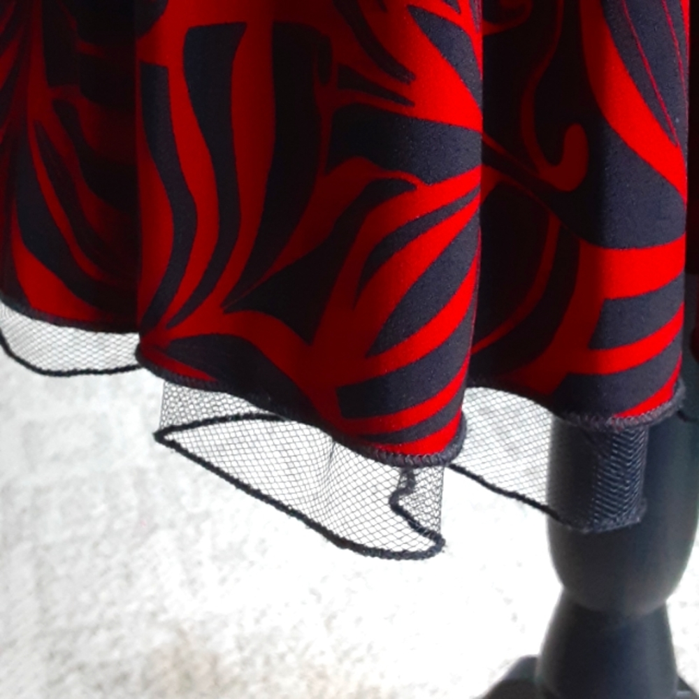 Dress - Picture 5 of 6